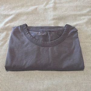 Men’s size XL lulu lemon 5-Year Tee